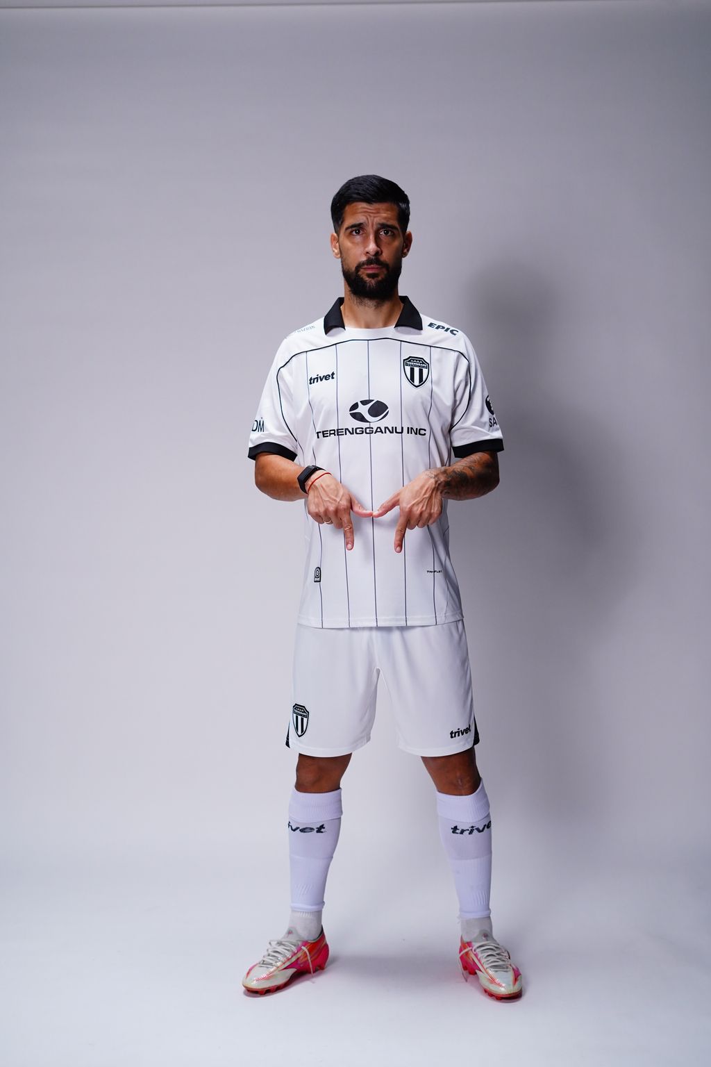 Victor Ruiz (7)
