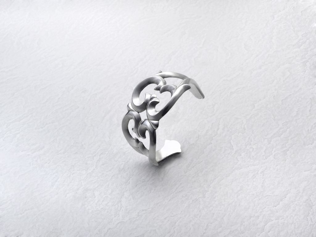 梟（立）