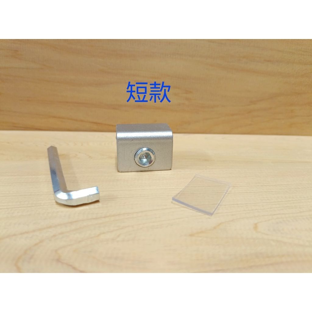 tw-11134207-81zti-mh1j1w71q80b3a