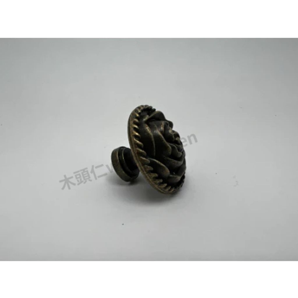 tw-11134211-7r990-lpc95oktebsn7c