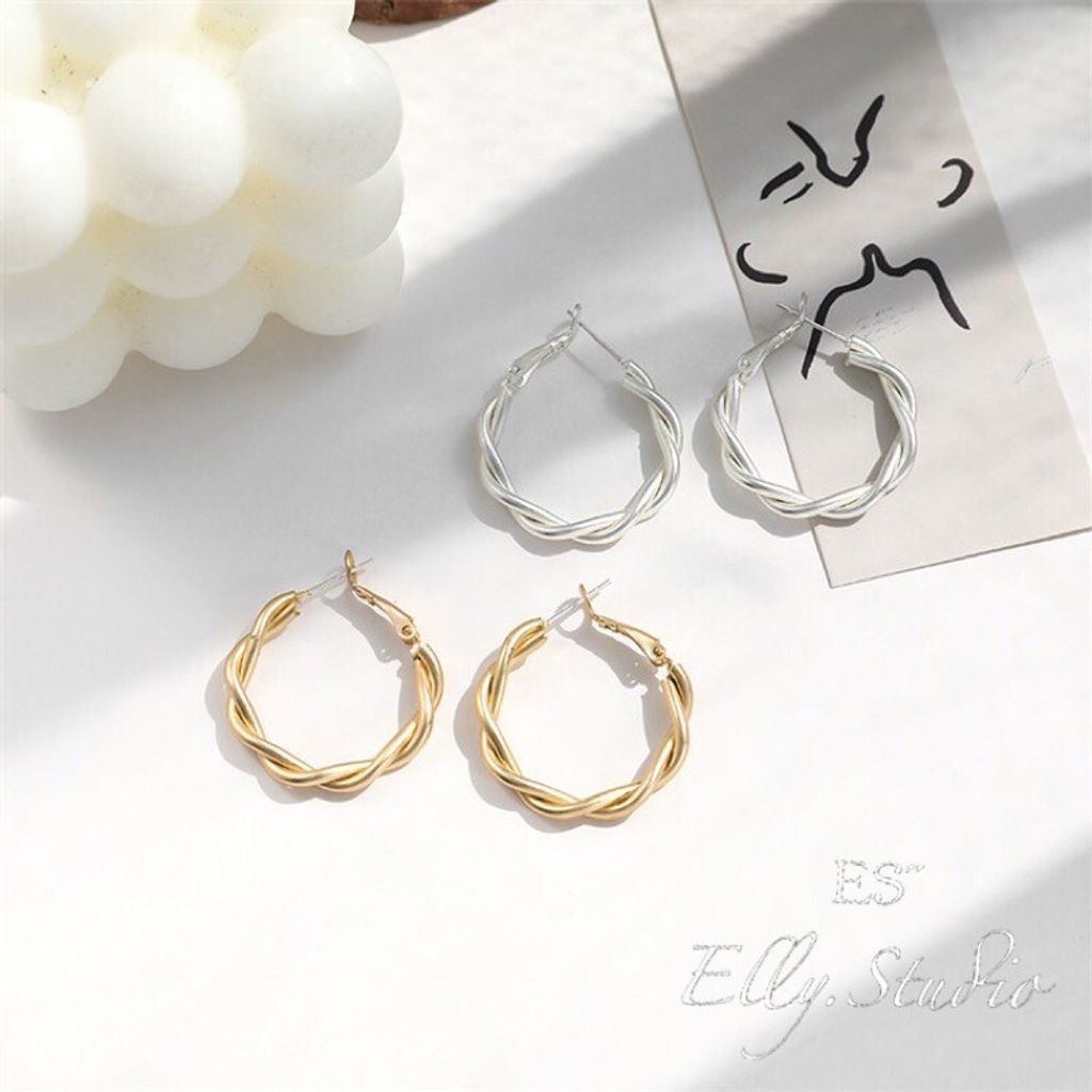 61db72cbde725f7ce80f4b7a98159efe