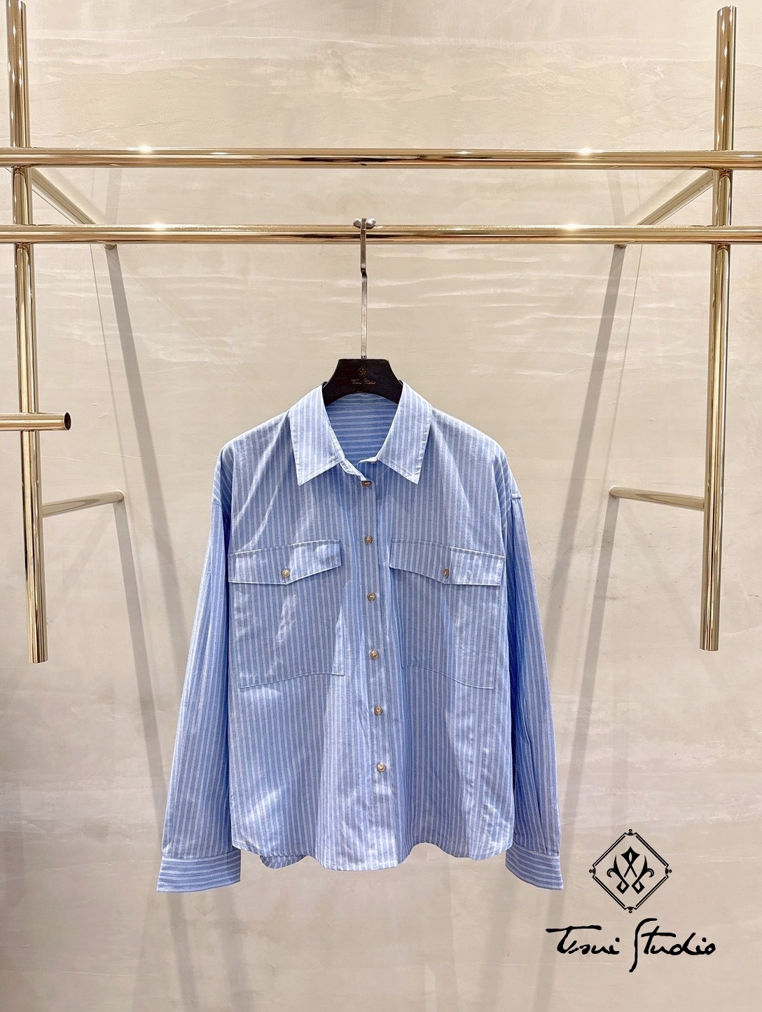 LINE_ALBUM_藍色條紋大口袋襯衫_260324_1
