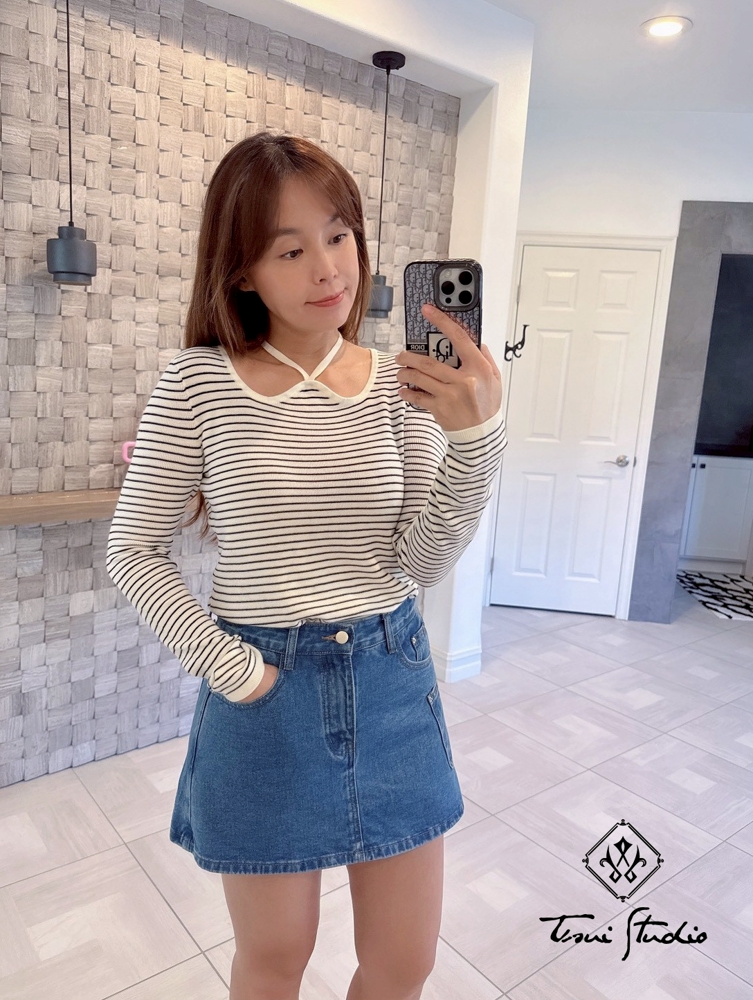 LINE_ALBUM_繞頸針織長袖黑白條紋上衣_260324_7