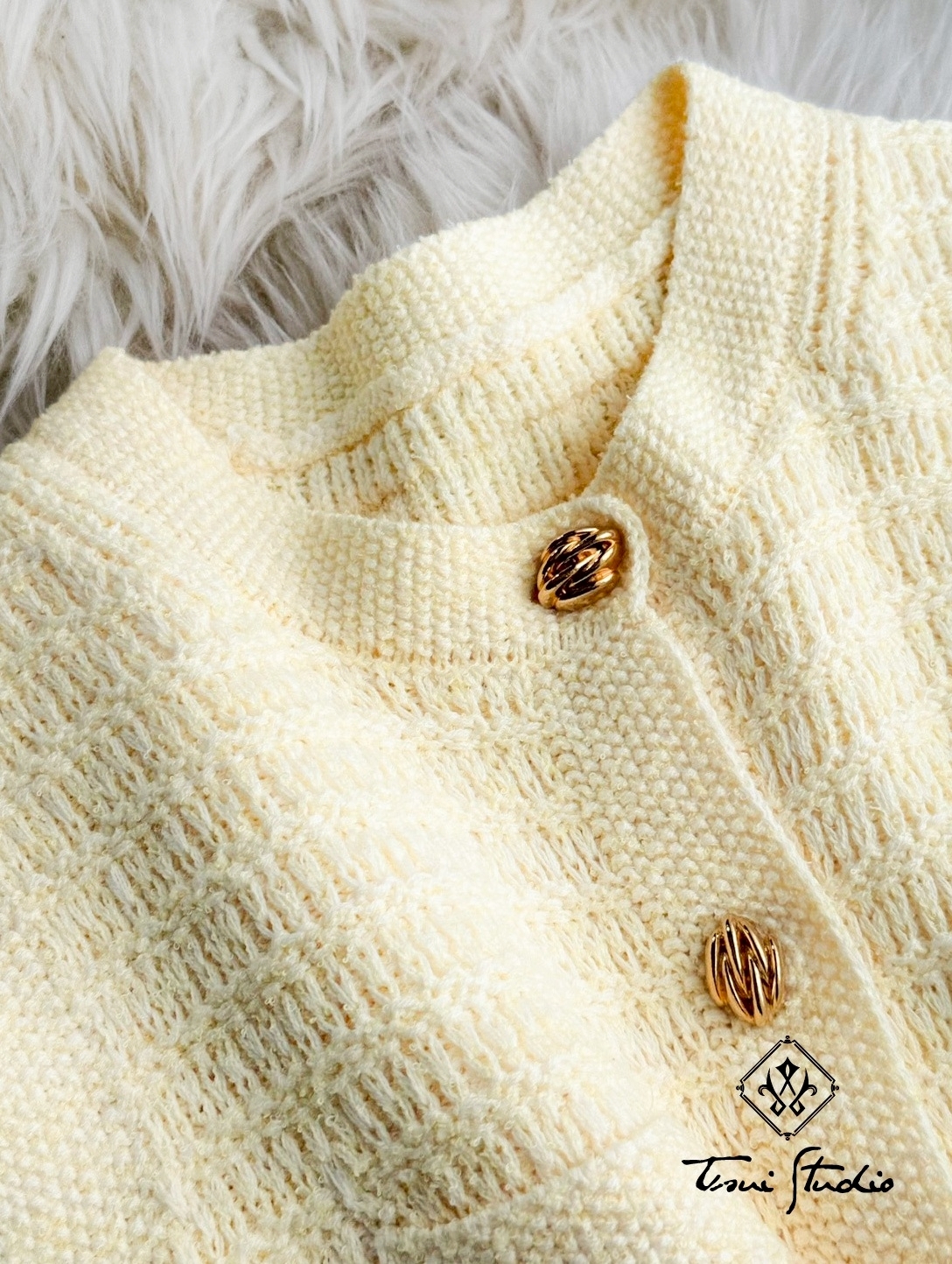 LINE_ALBUM_針織排釦小香無袖背心_260331_4