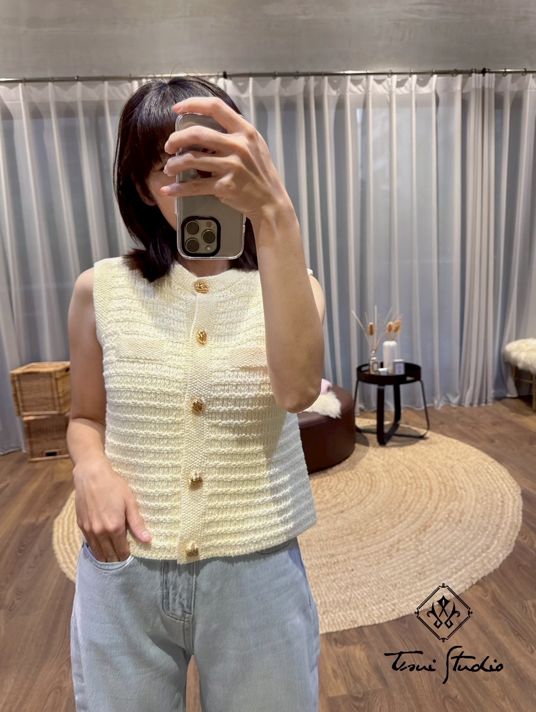 LINE_ALBUM_針織排釦小香無袖背心_260331_7