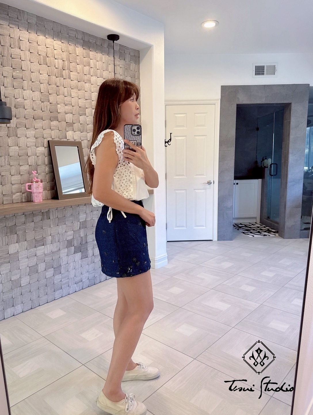 LINE_ALBUM_刺繡簍空方領側綁繩上衣_260331_10