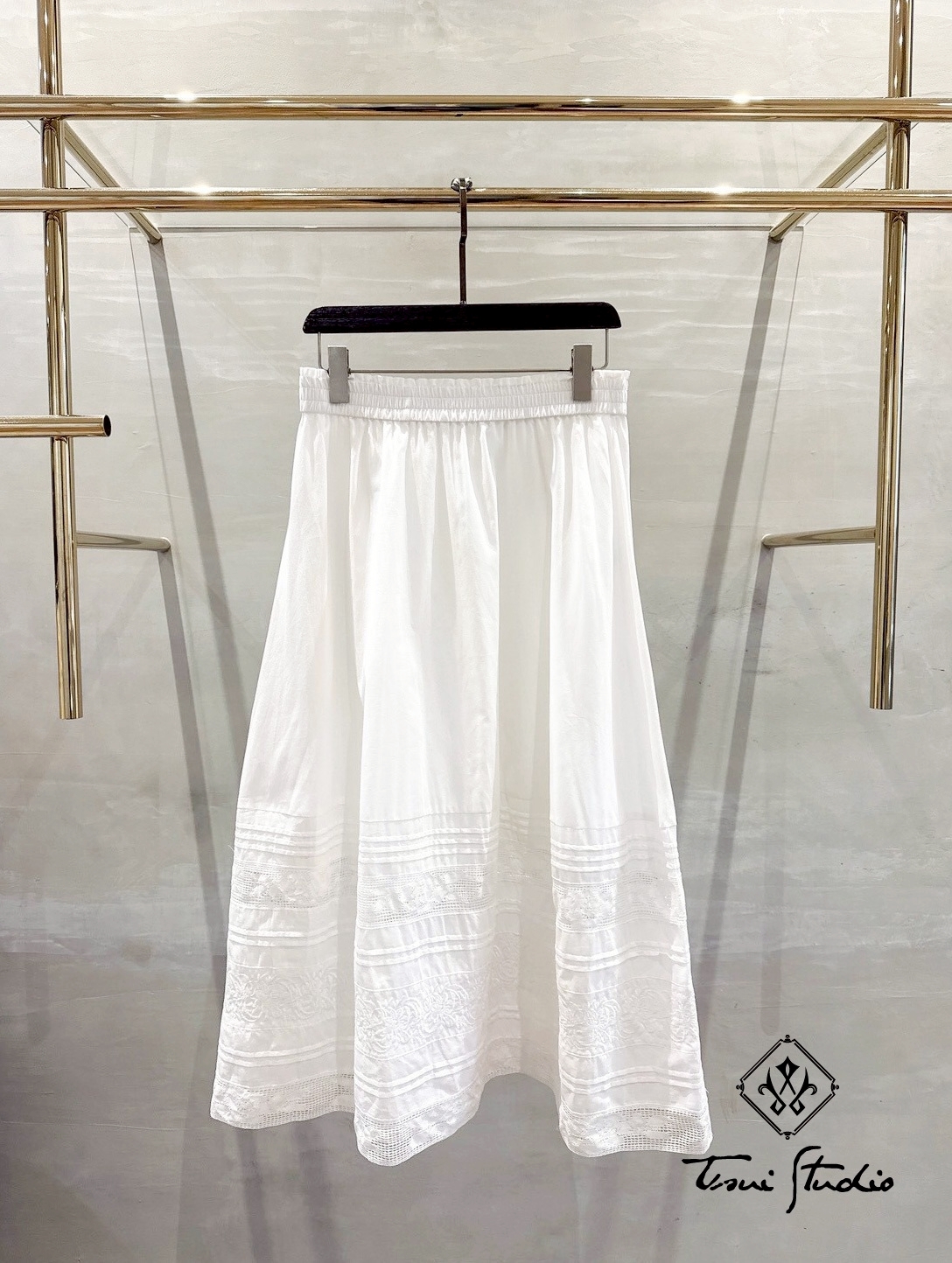 LINE_ALBUM_蕾絲長裙_260331_2