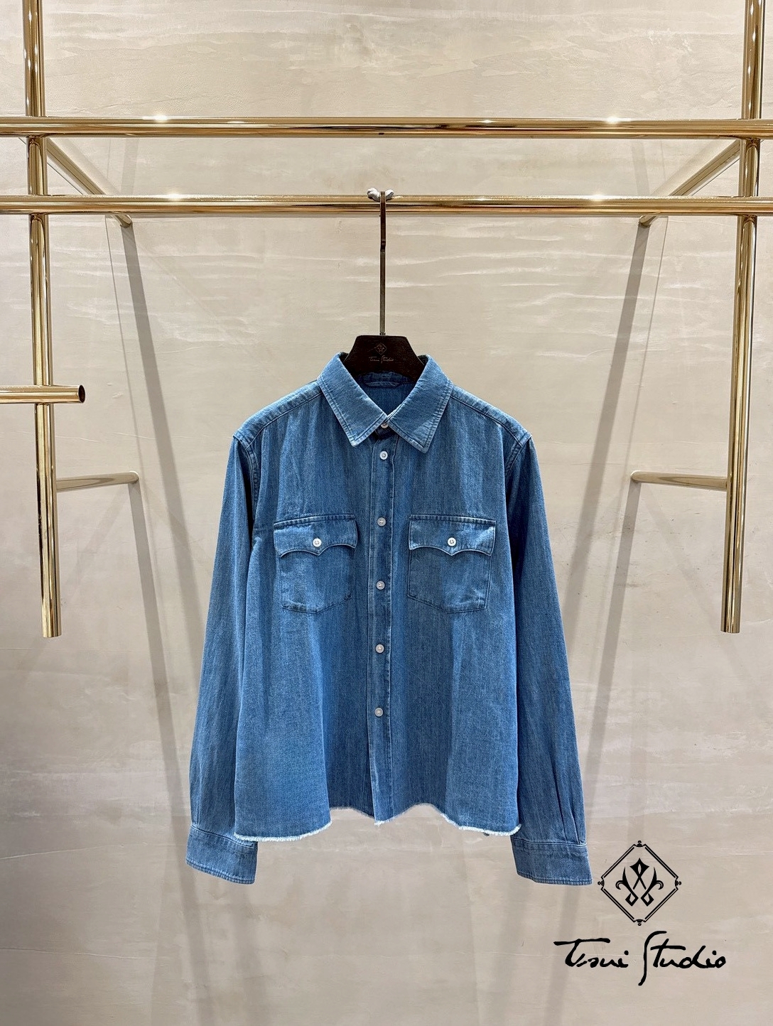 LINE_ALBUM_牛仔長袖襯衫_260331_1