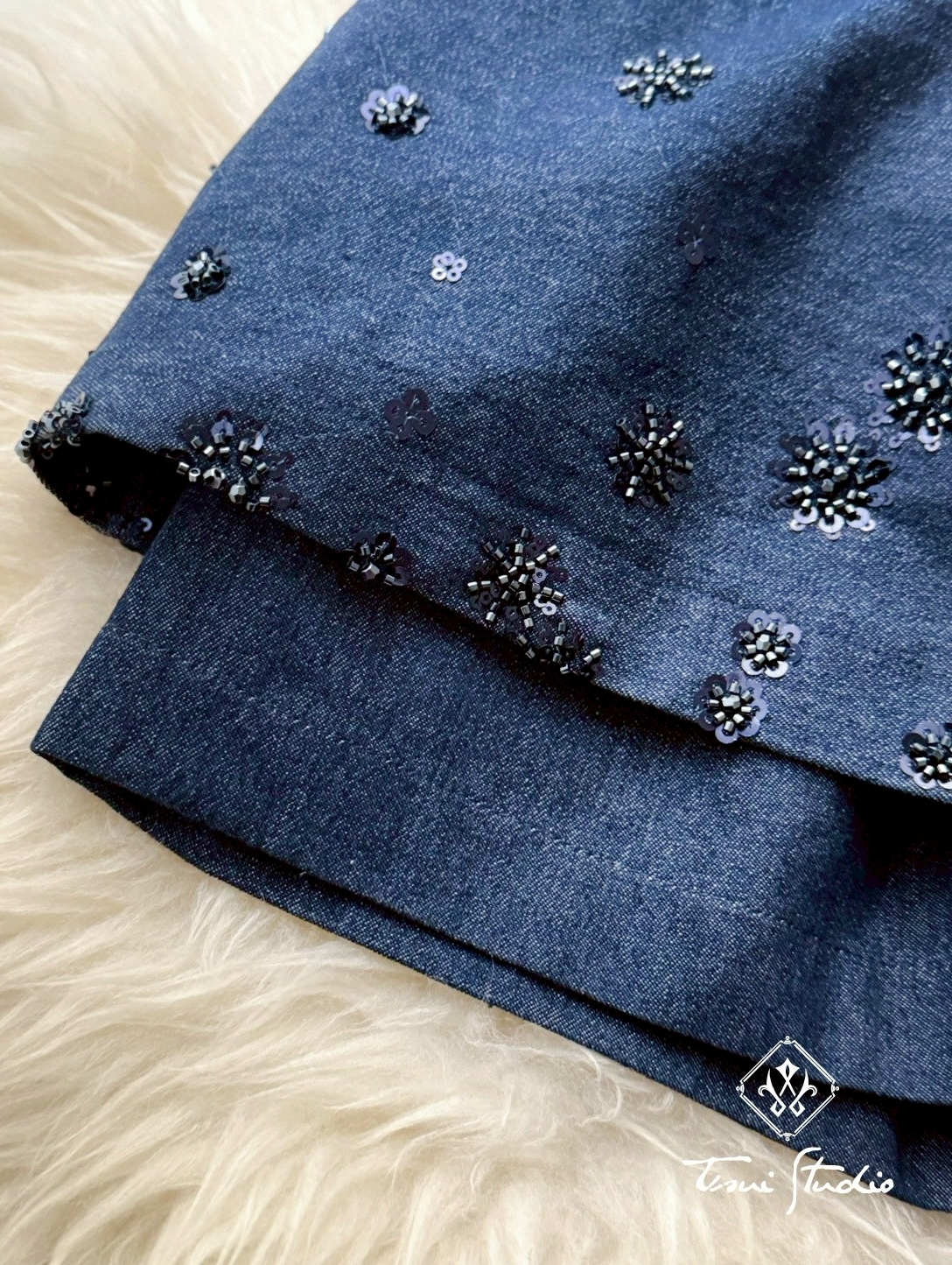 LINE_ALBUM_亮片繡花壓褶牛仔短裙_260414_12