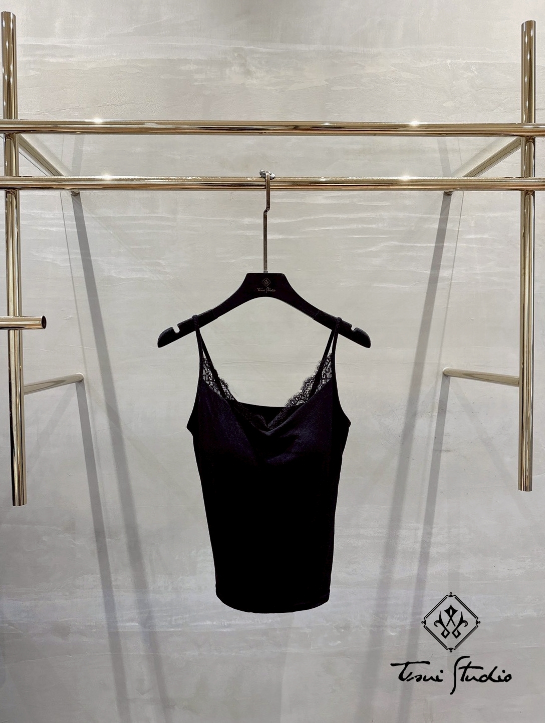 LINE_ALBUM_蕾絲細肩V領Bra Top_260414_3