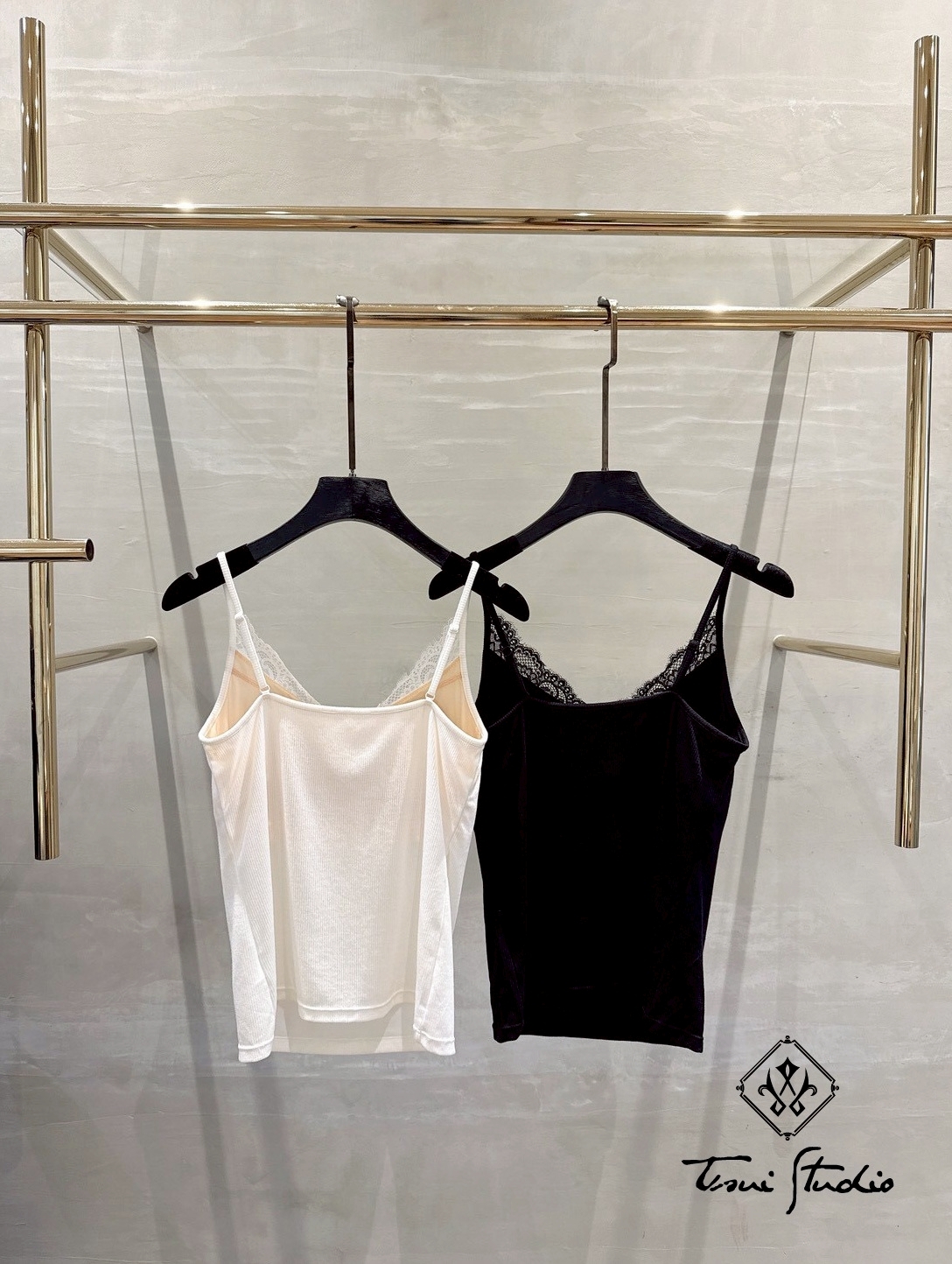 LINE_ALBUM_蕾絲細肩V領Bra Top_260414_2