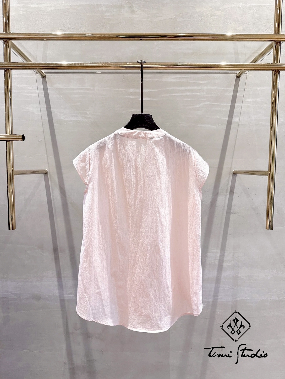 LINE_ALBUM_小飛袖壓褶襯衫上衣_260414_2