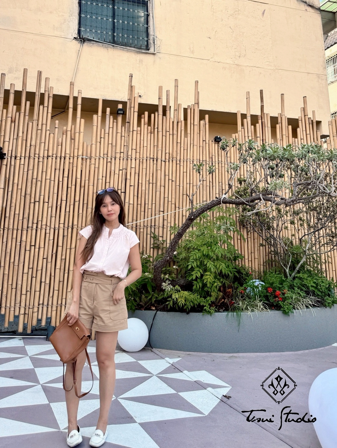 LINE_ALBUM_小飛袖壓褶襯衫上衣_260414_12