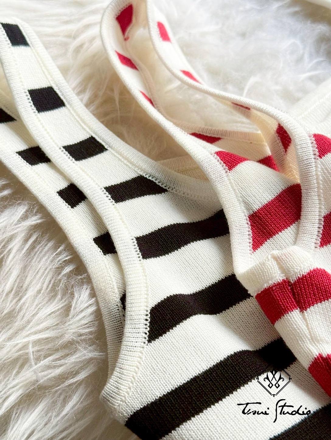 LINE_ALBUM_方領條紋針織無袖背心上衣_260421_5