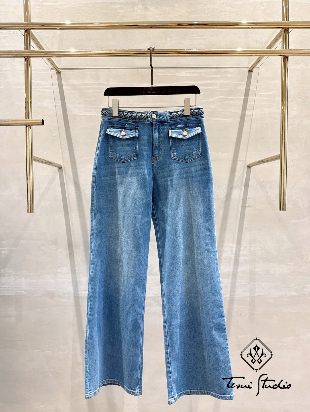 LINE_ALBUM_雙口袋編織裝飾腰帶牛仔直筒寬褲_260421_2