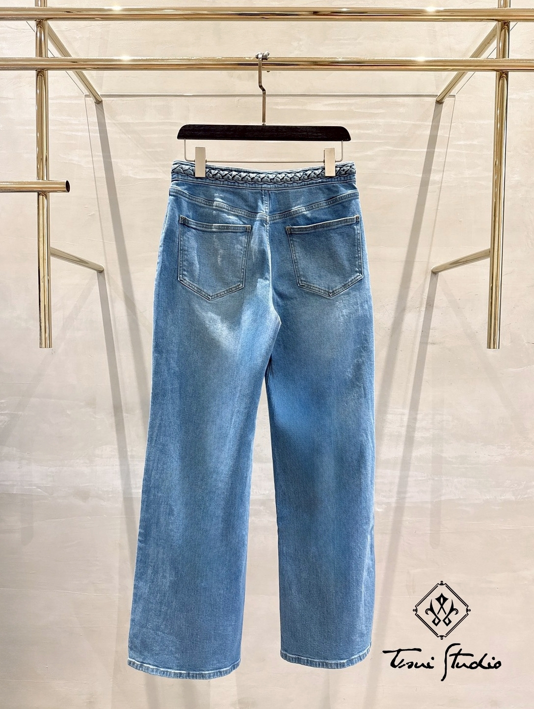 LINE_ALBUM_雙口袋編織裝飾腰帶牛仔直筒寬褲_260421_3