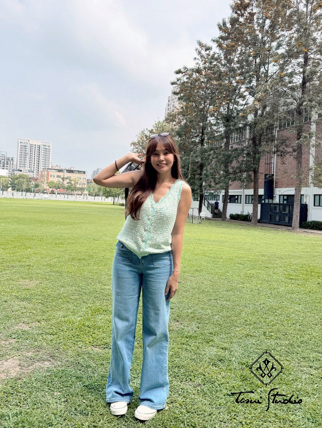 LINE_ALBUM_雙口袋編織裝飾腰帶牛仔直筒寬褲_260421_9