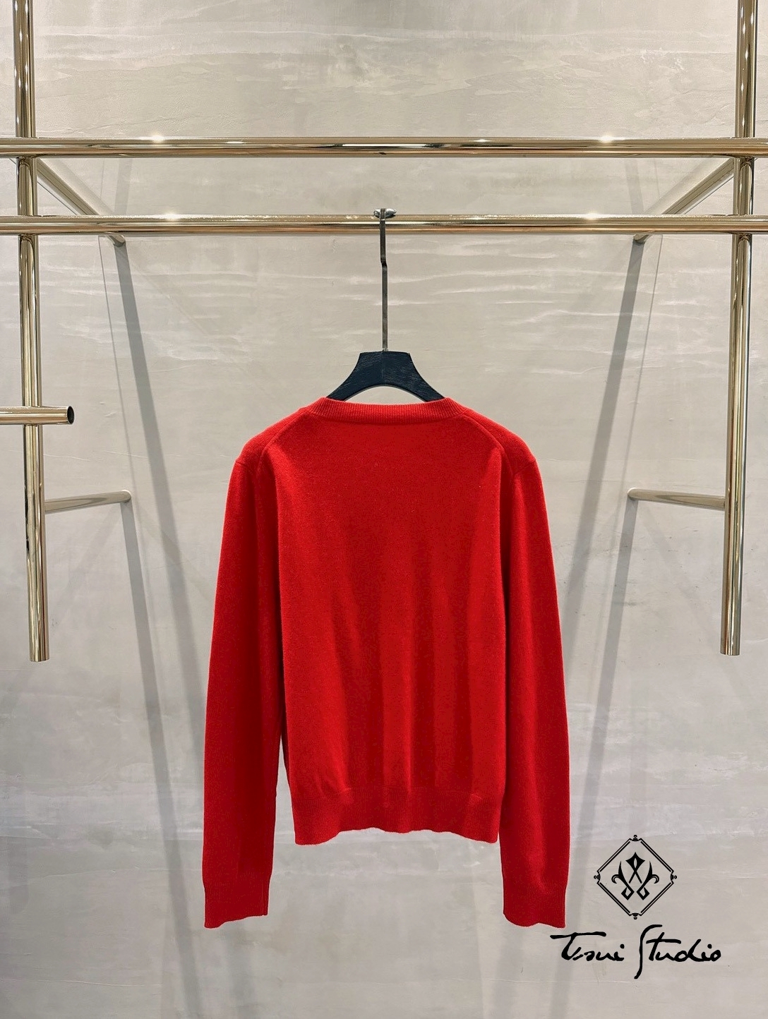 LINE_ALBUM_櫻桃刺繡針織排釦外套上衣_260421_2