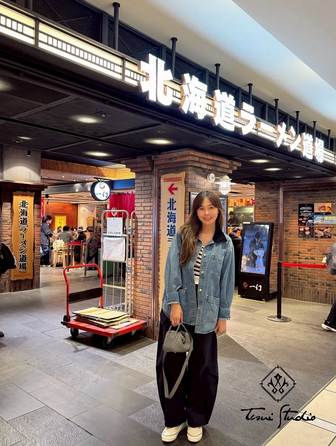 LINE_ALBUM_萊賽爾鬆緊抽繩休閒工裝褲。深藍_260421_12