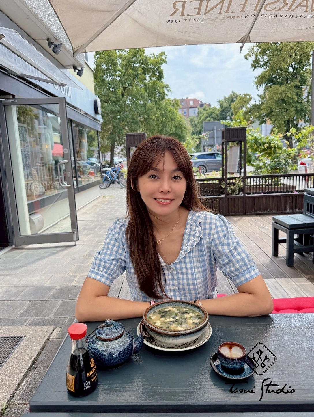 LINE_ALBUM_3608_260521_12
