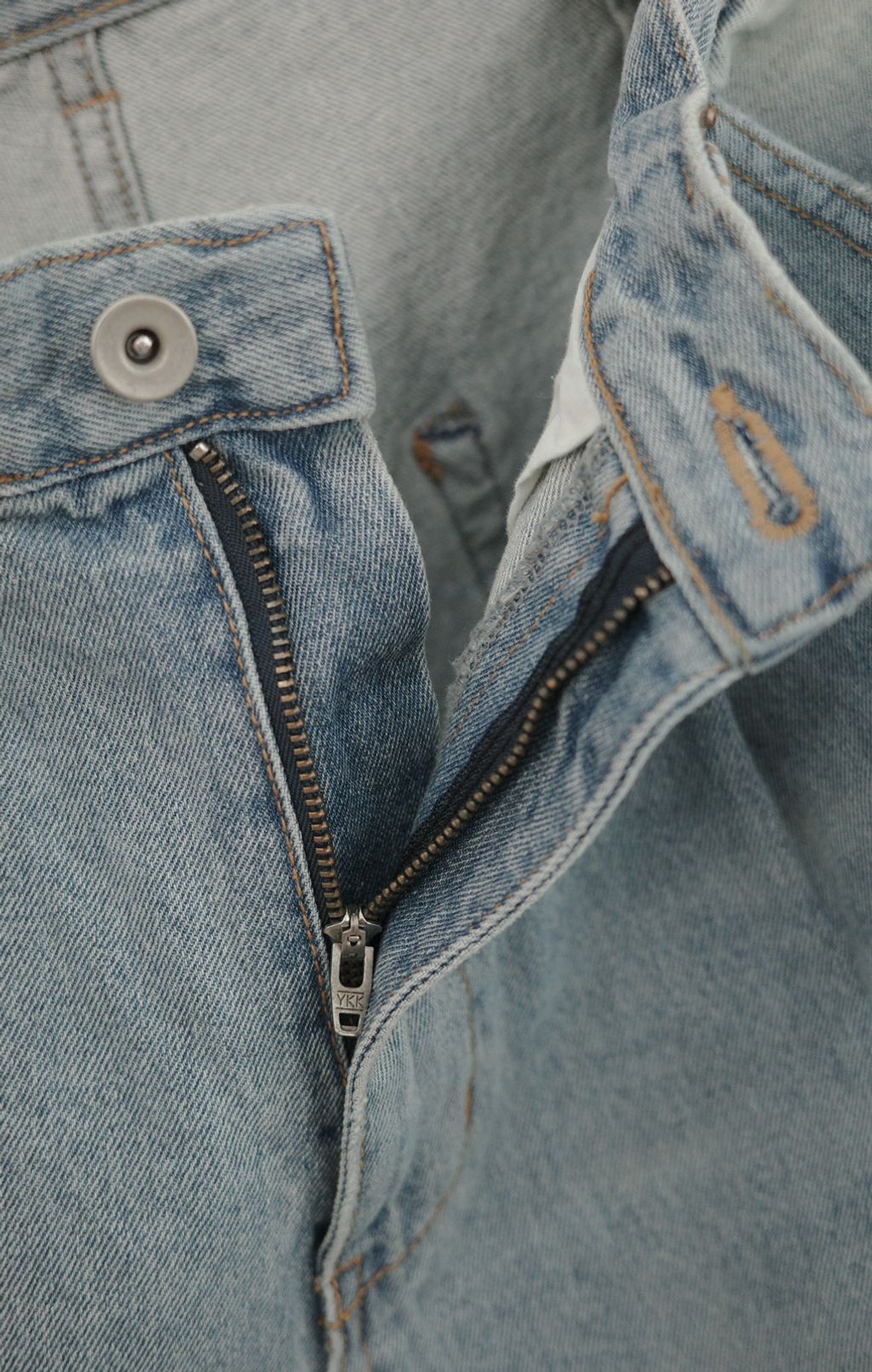 R0004648
