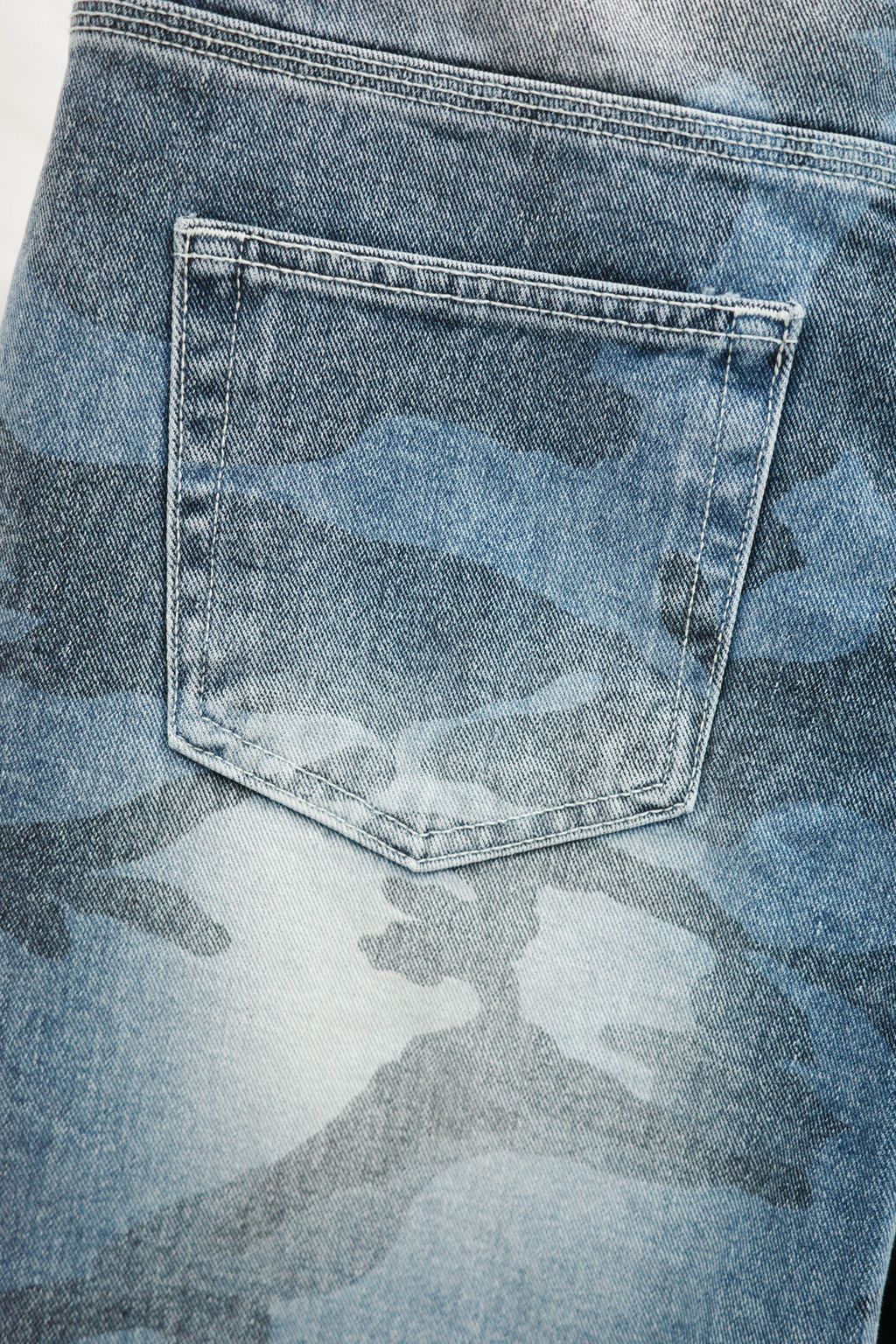 R0004931