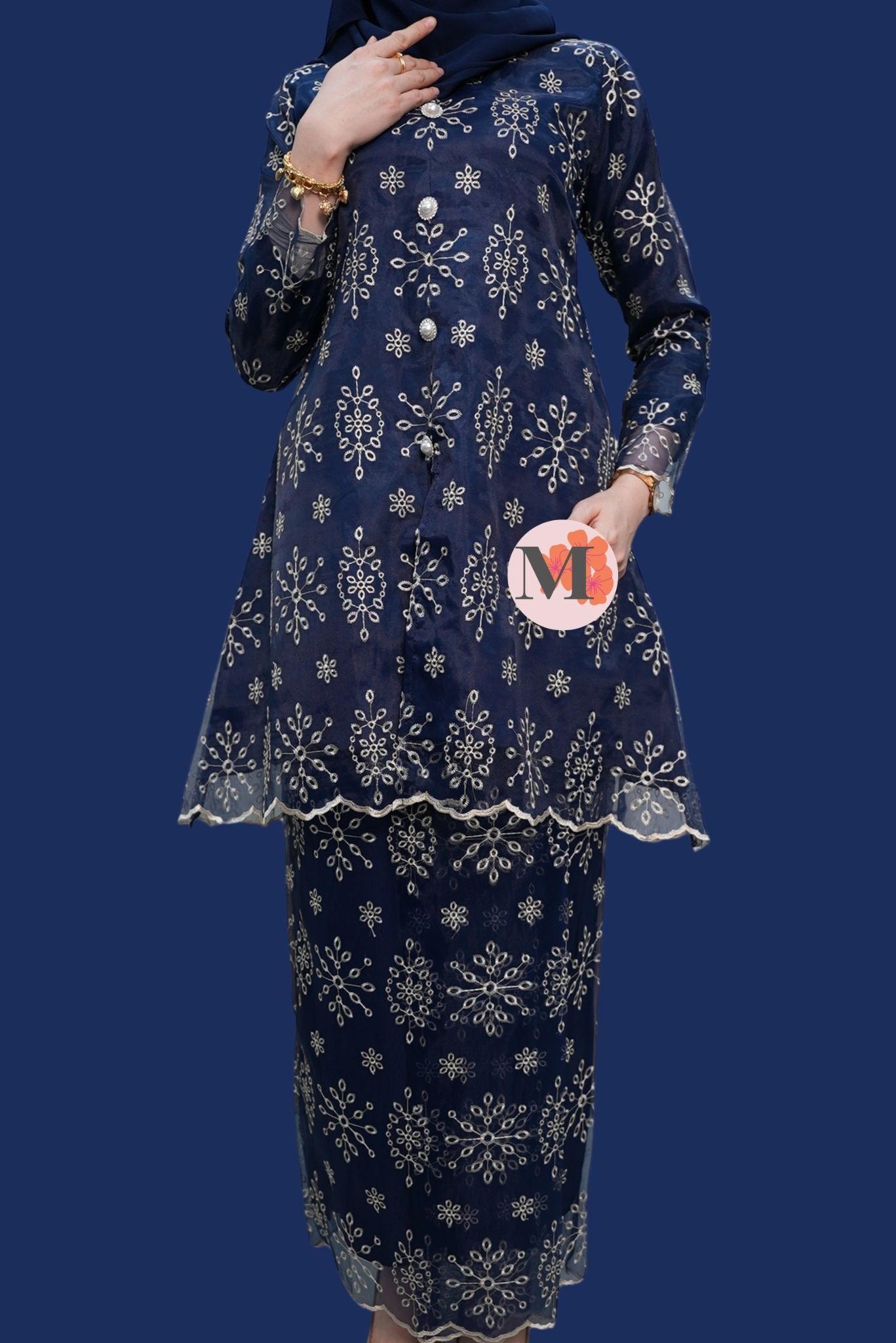 NAVY BLUE