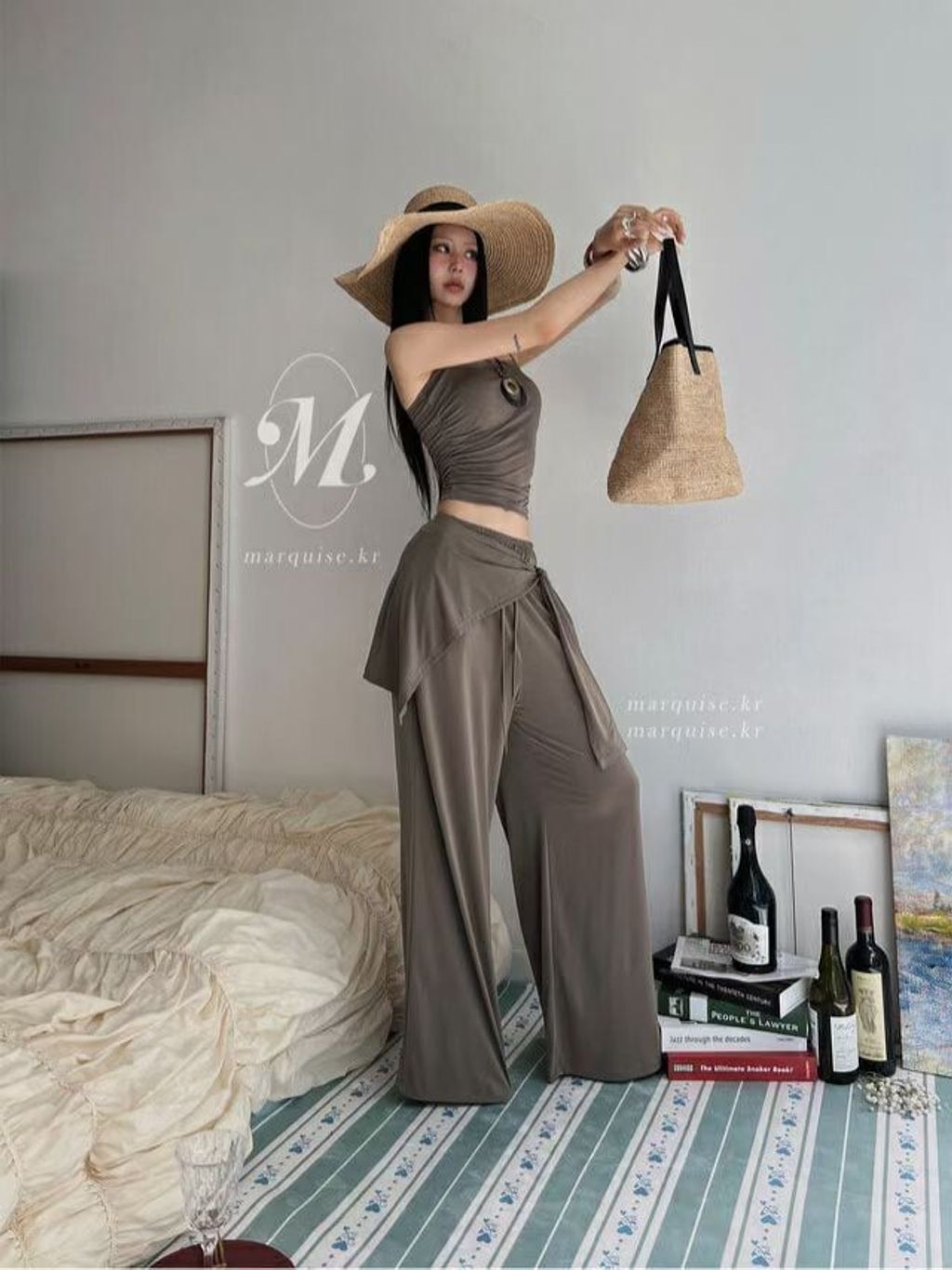 LINE_ALBUM_77 晚上7點 漢南洞小姐姐場 給他一個分類_260702_128