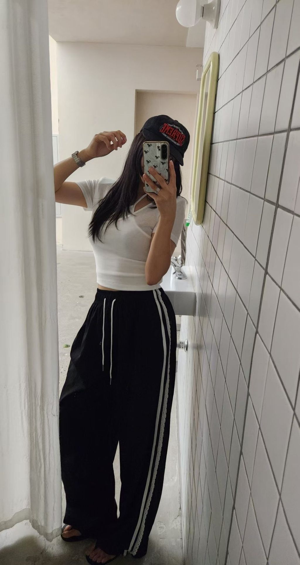 LINE_ALBUM_77 晚上7點 漢南洞小姐姐場 給他一個分類_260702_107