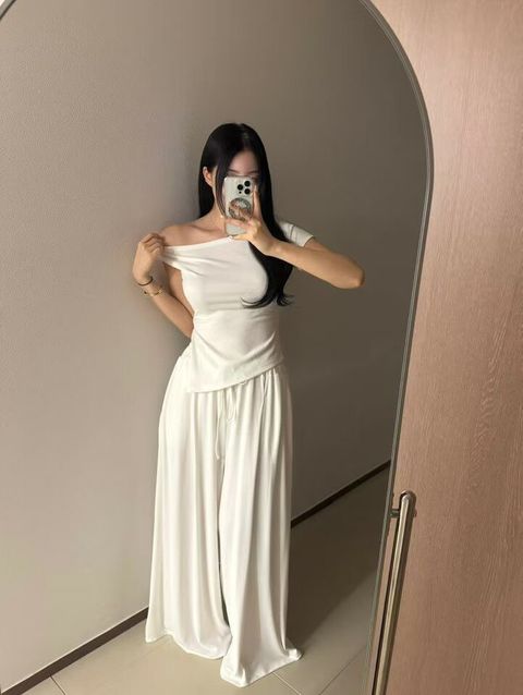 LINE_ALBUM_77 晚上7點 漢南洞小姐姐場 給他一個分類_260702_70