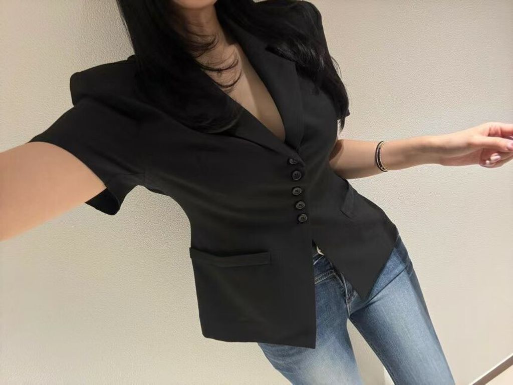 LINE_ALBUM_77 晚上7點 漢南洞小姐姐場 給他一個分類_260702_42