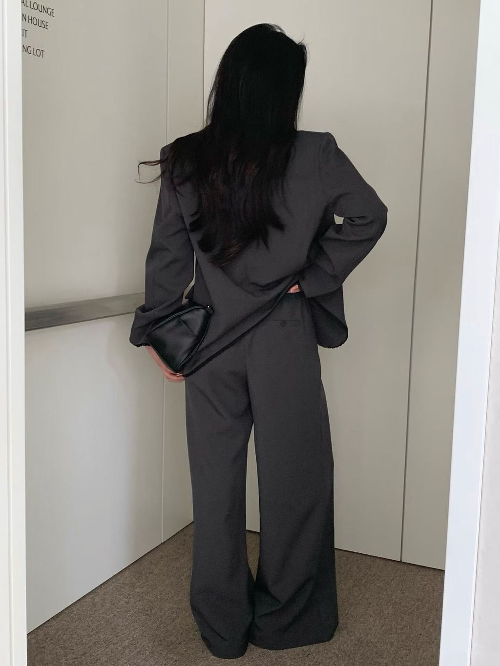 LINE_ALBUM_7員購_260817_109
