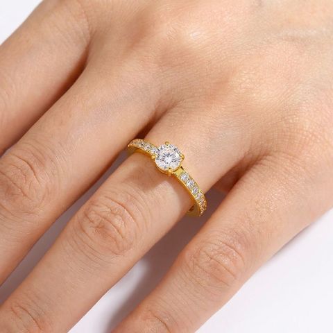 gemini-image-2_Model_finger_shot_Prompt_Create_a_high-quality_image_of_the_gold_ring_worn_on_a_-0