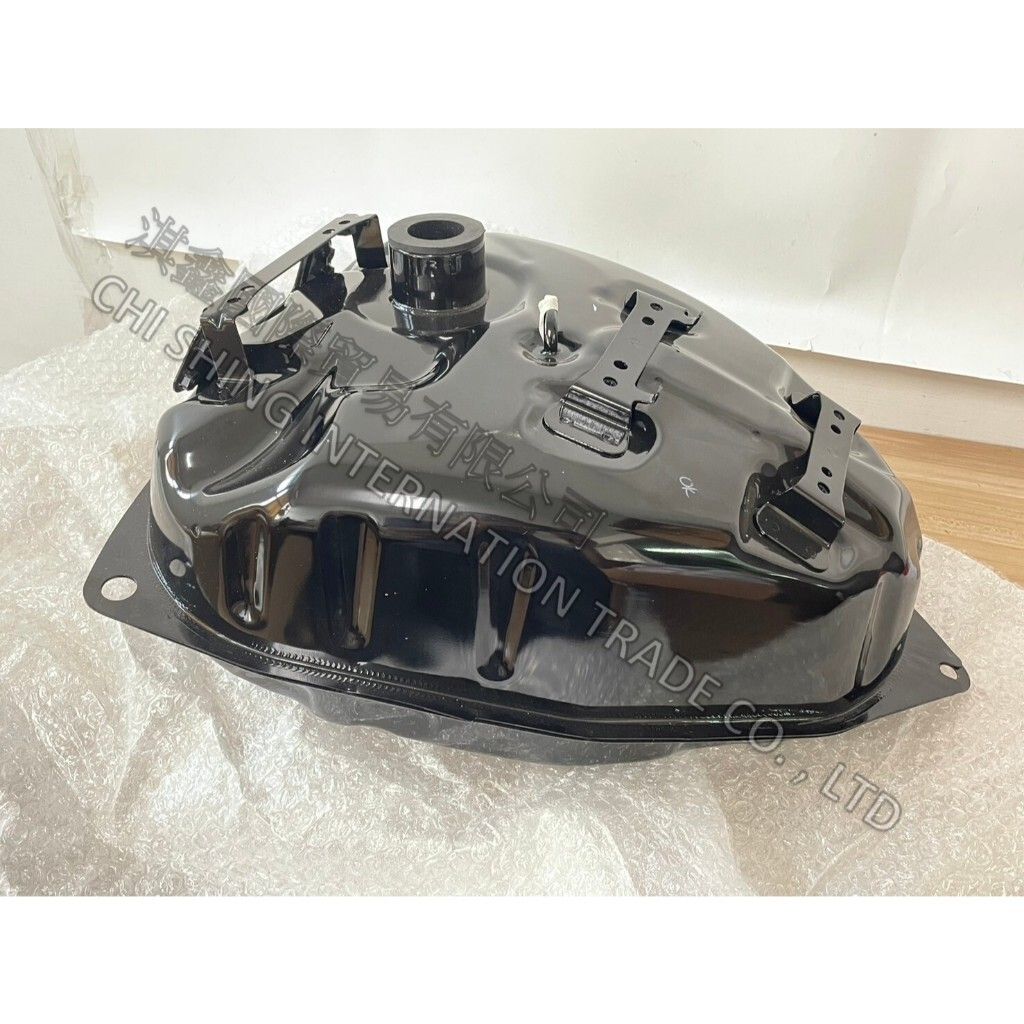 tw-11134207-7ras8-m2rqf4s0l5yje8