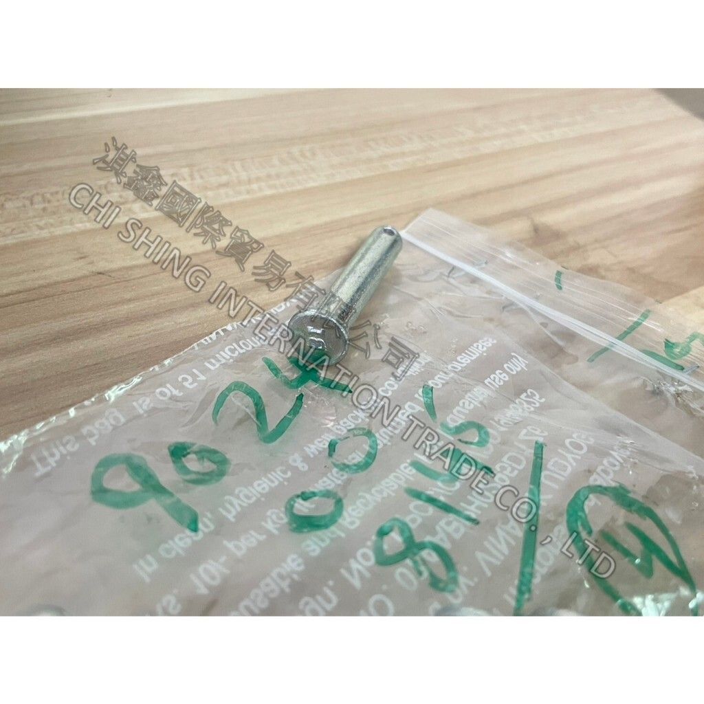 tw-11134207-7ras9-m2rweqrq4jfv4c