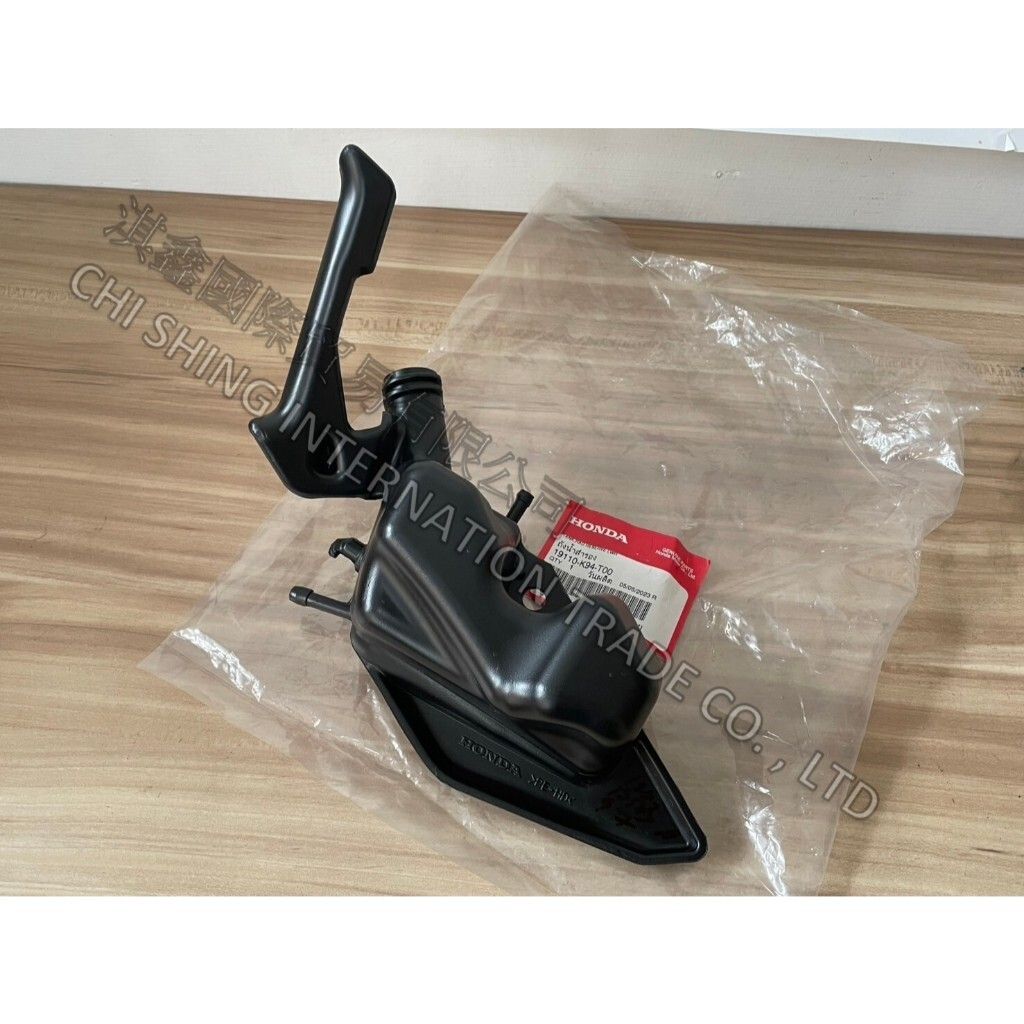 tw-11134207-7rasb-m5wn4cc1p8u9a6