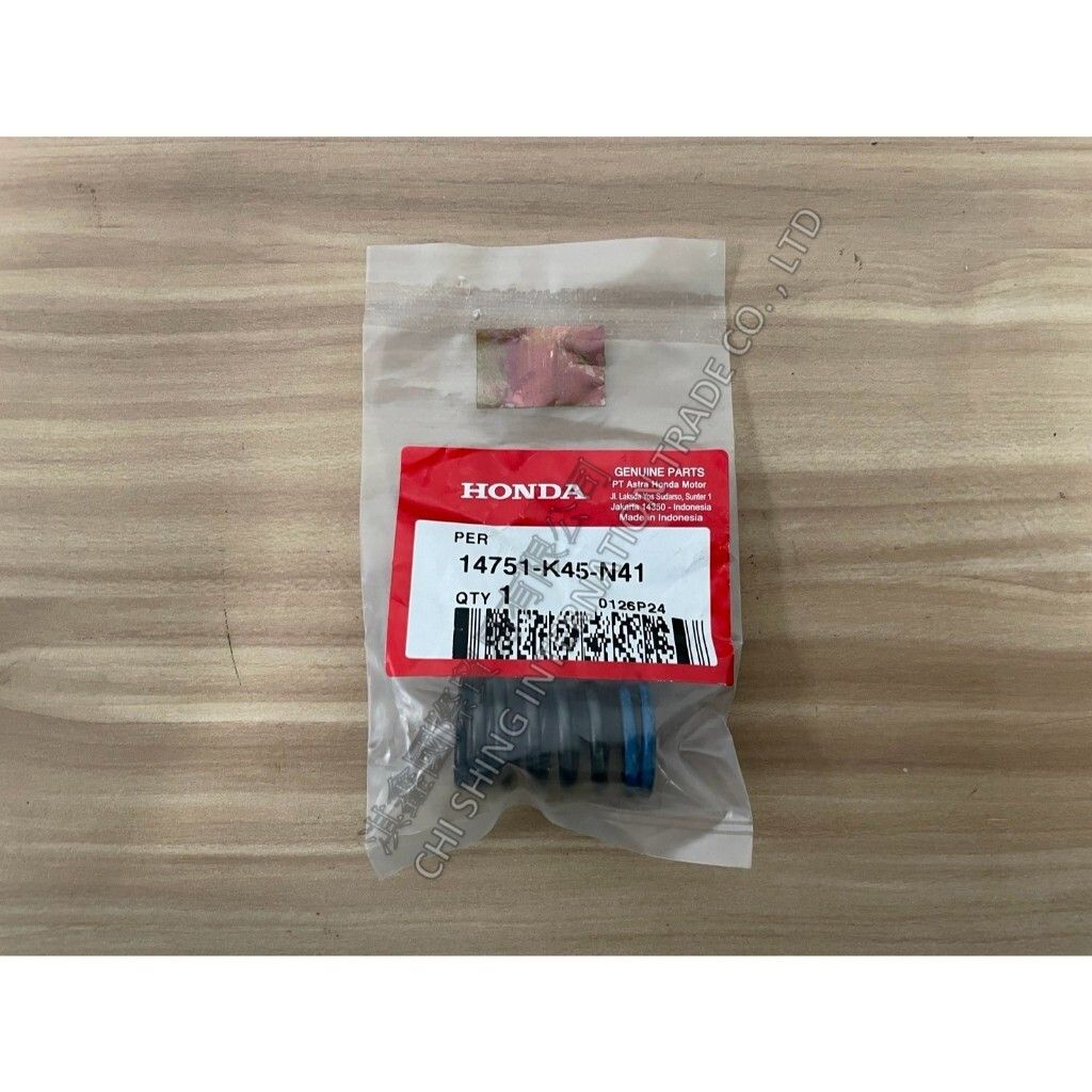 tw-11134207-7rbk1-m7kogcawnhh8f3