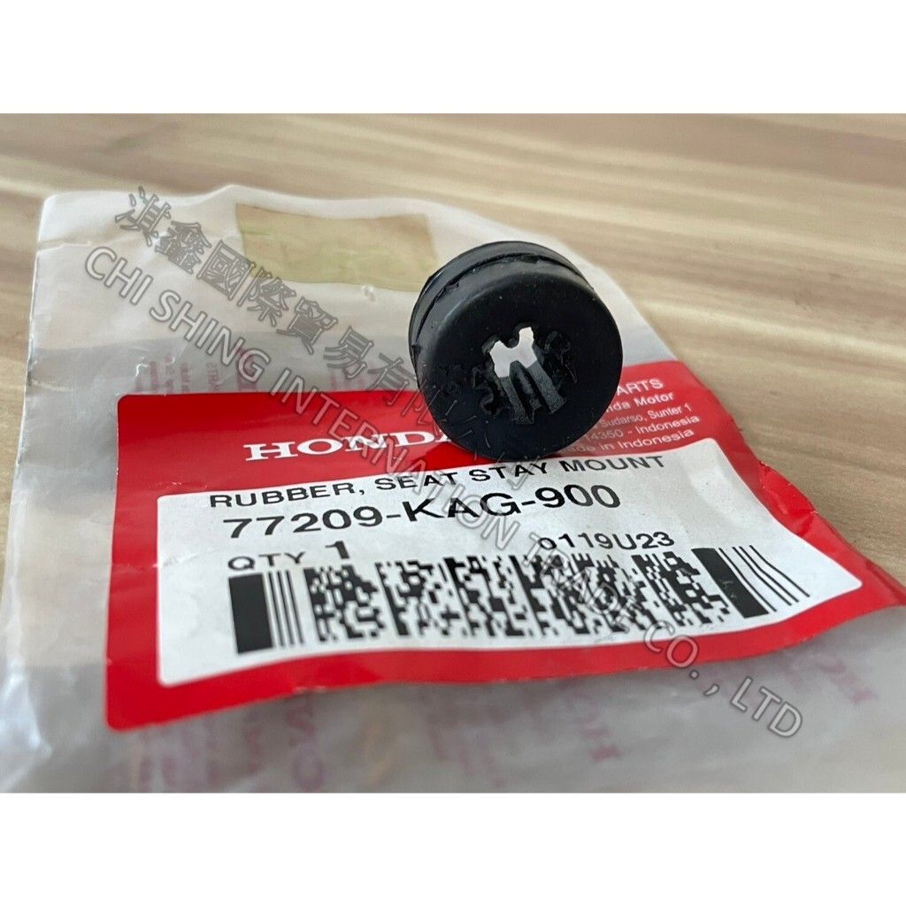 tw-11134207-7r98s-lzaa2iizp1x020