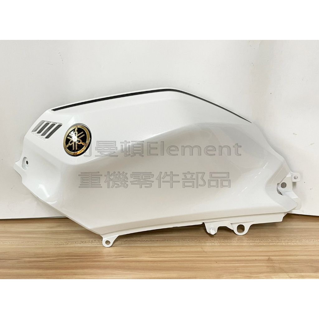 tw-11134207-7r990-lurkpbk07e1738