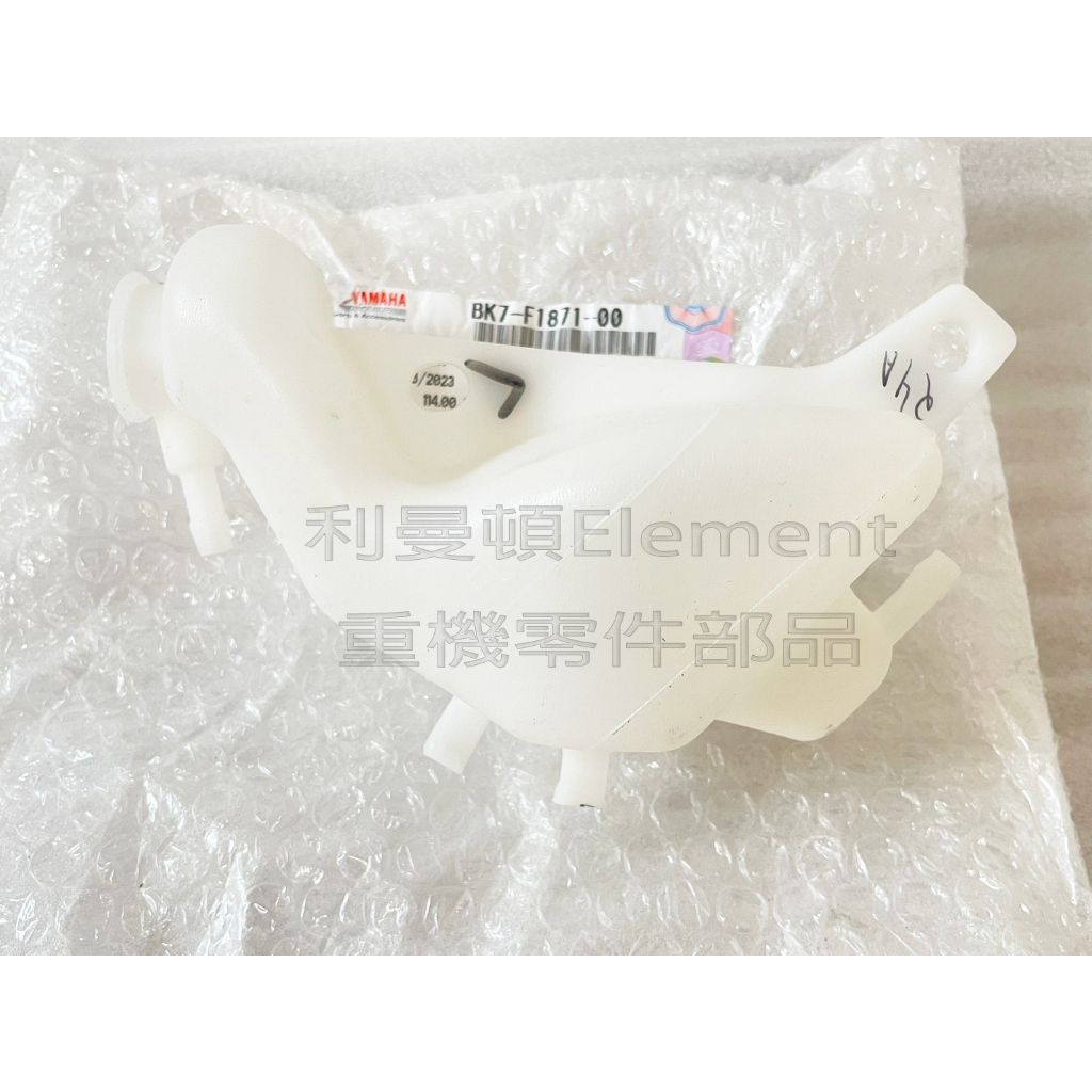 tw-11134207-7r98z-ln1aiw4h8sf3d5