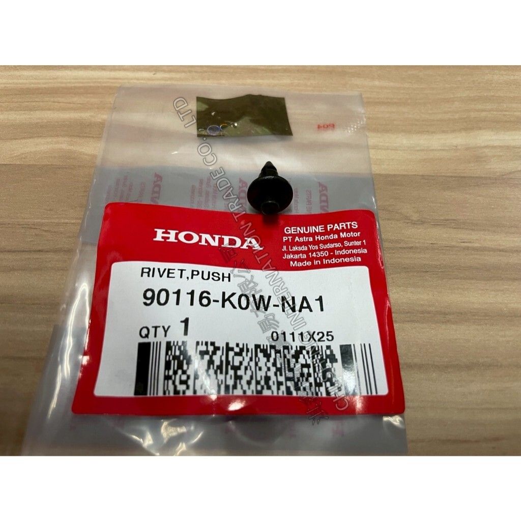 tw-11134207-7ra0q-mbozu89az1gq6e