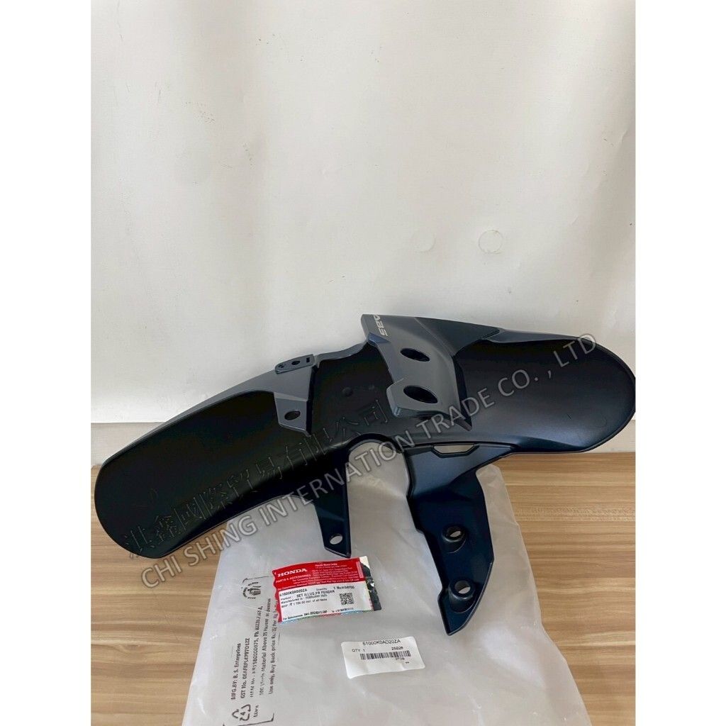 tw-11134207-7ra0k-mc8xt8ozyxi496