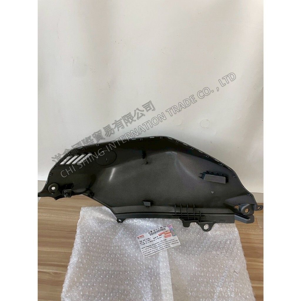 tw-11134207-7ra0j-mc1slimfflux9c