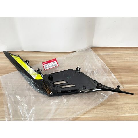 tw-11134207-7qul2-liwmlizred6qa5