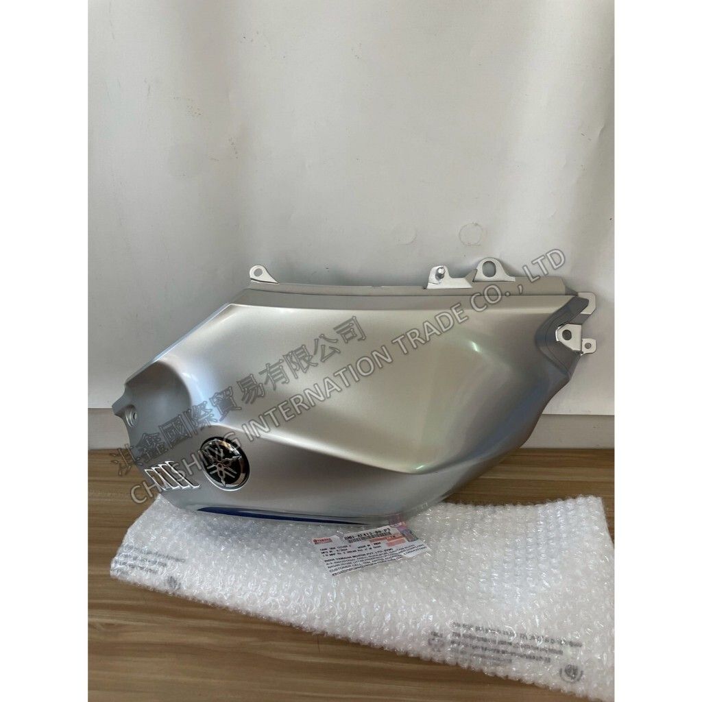 tw-11134207-7ra0r-mc0hly2q5nxebf