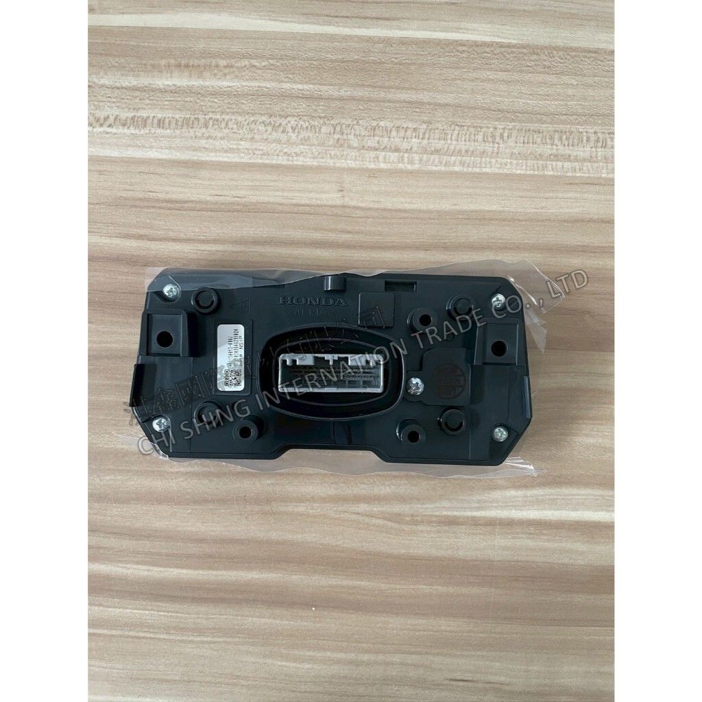 tw-11134207-7ra0r-mbxluoz7ealmdd