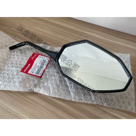 tw-11134207-7rasd-m5b8riagx8ae35