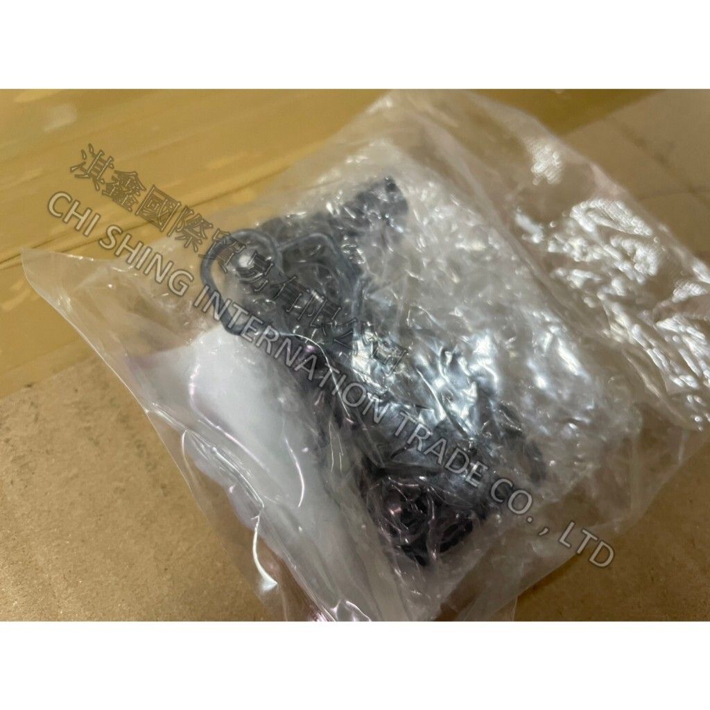 tw-11134207-7rasf-m58f7nj5bxo649