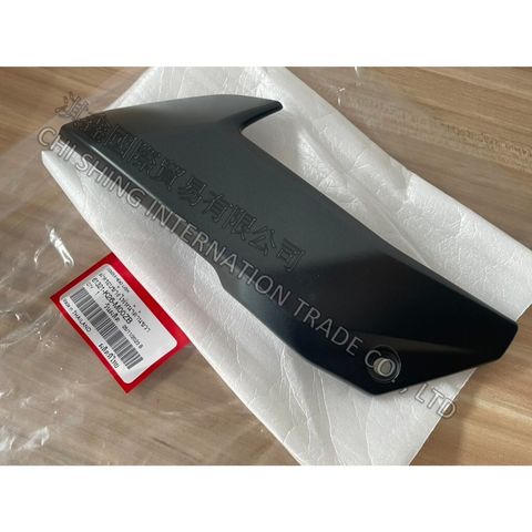 tw-11134207-7rash-m517245z8jil3f