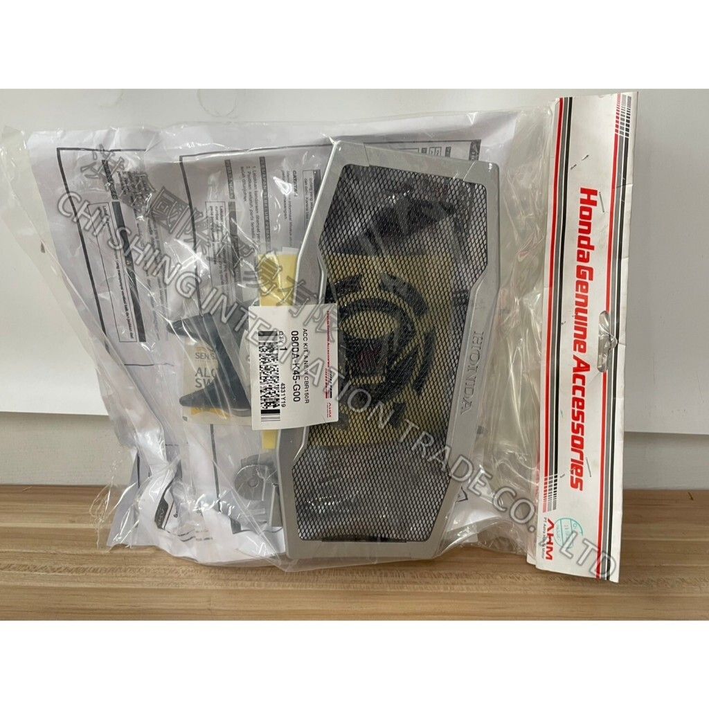 tw-11134207-7ras9-m4eemmh9dghs63